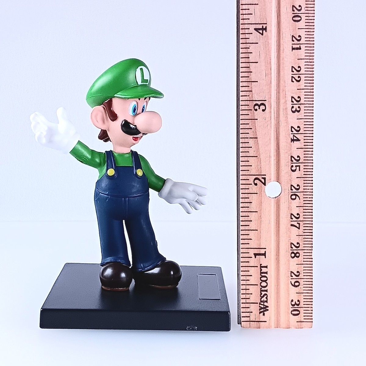 Luigi Super Mario Bros. Mario Family Original Figure Nintendo From