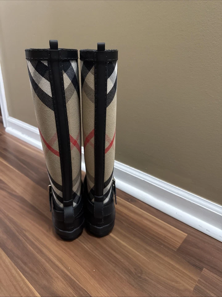 Botas de lluvia para mujer talla 38 Burberry Simeon de goma negras hasta la rodilla 7,5 8 Foto 3 de 4