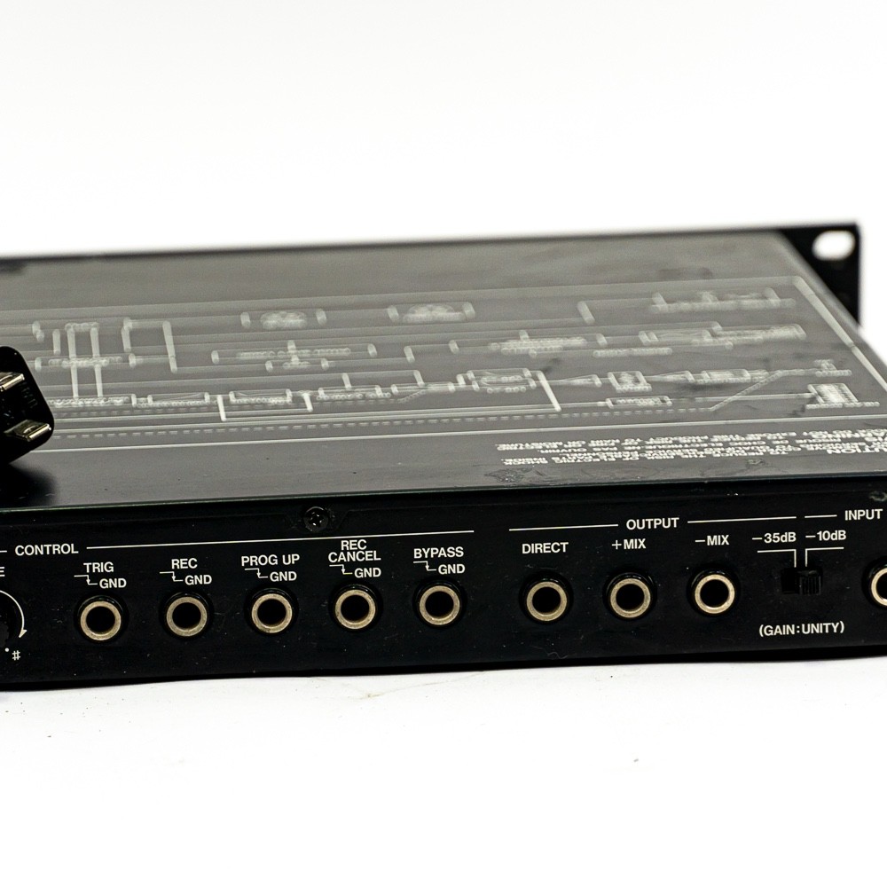 Korg SDD-2000 Vintage Rackmount Digital Delay & Sampler 12