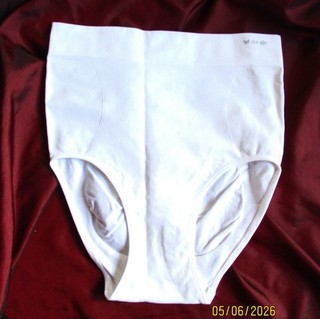 nur die Miederhose Gr. 40 42