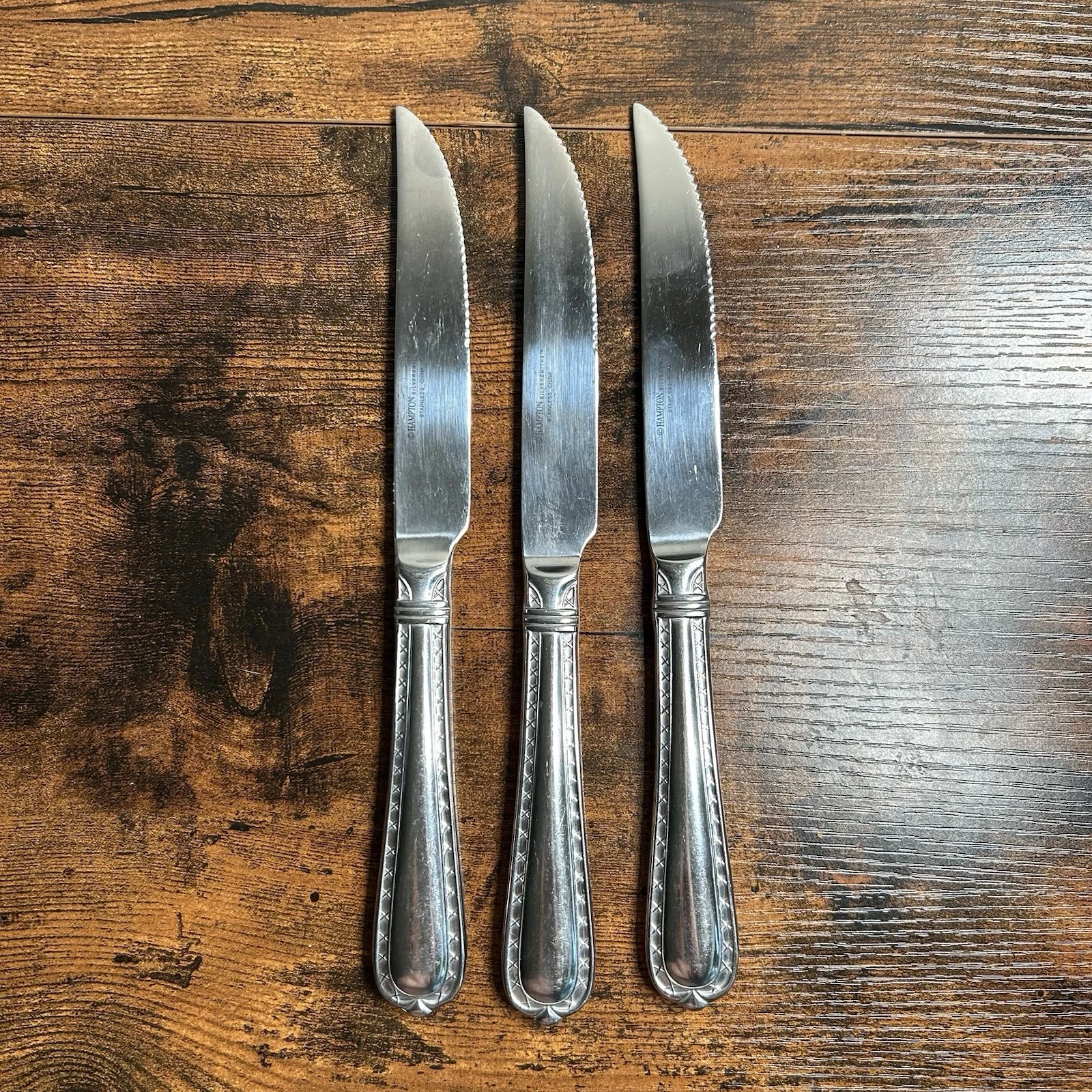 3 x Hampton Silversmiths NOBILITY Serrated Steak Knife Knives Stainless Flatware