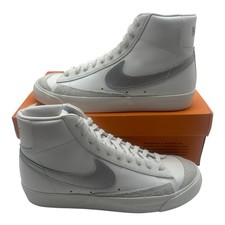 Nike Blazer Mid 77 Shoes Women's Size 6 Summit White/Metallic Silver Sneakers