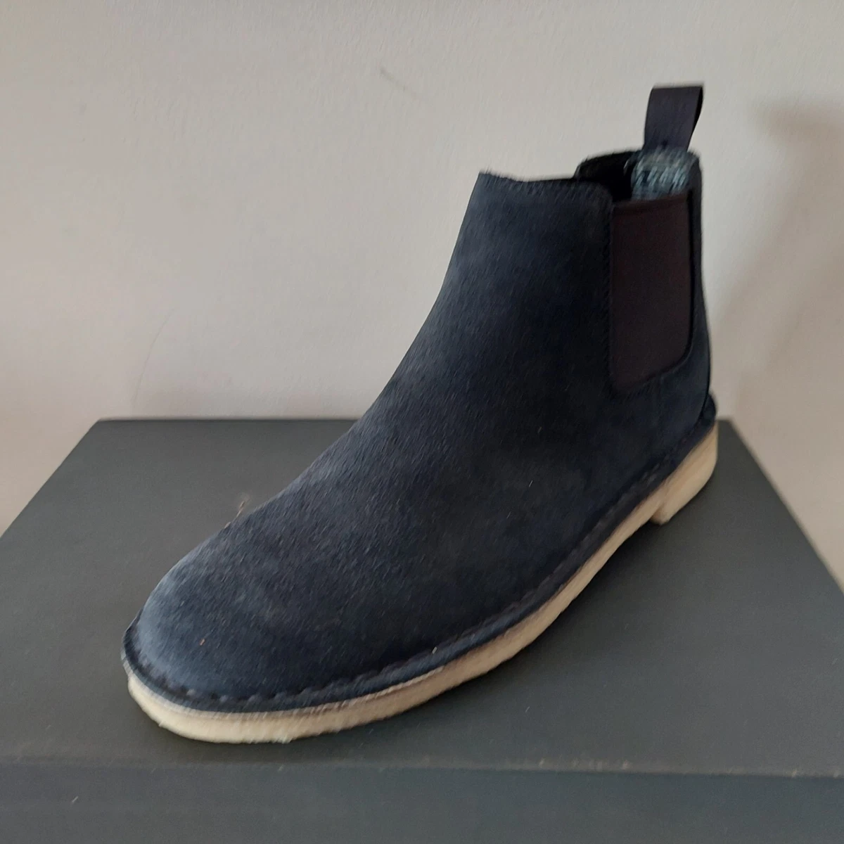 Clarks desert chelsea clearance boots