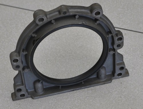 Mercedes W203 C200 T (01-04) Kompressor 120KW Dichtflansch Kurbelwelle 32756-H52