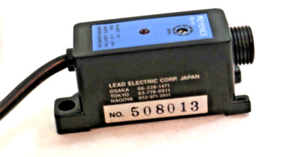 Keyence FS-17 Fiber Amplifier NPN Output 100mA, 12-24V DC, Red LED, 0.5ms