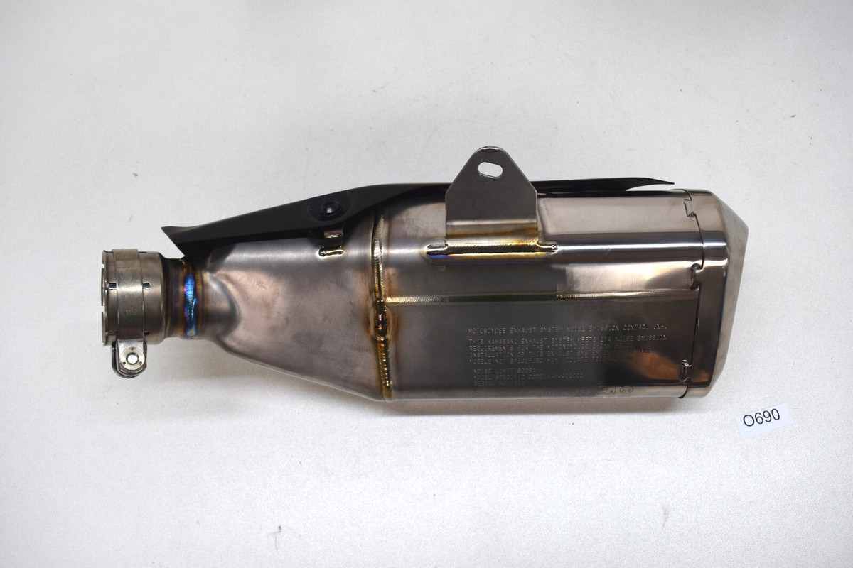 Kawasaki ZX10R ZX10RR 16-20 Exhaust Catalytic Converter Kawasaki ZX10R ZX10RR 16-20 Exhaust Catalytic Converter
