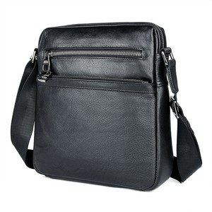 hiking shoulder bag