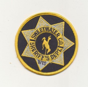 G18 - SWEETWATER COUNTY WYOMING OBSOLETE VINTAGE SHERIFF'S DEPT PATCH