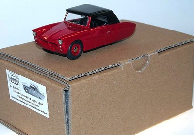 104-7 Coronet Cars Ltd. 3-Wheeler Microcar 1957 closed red Resin 1/43