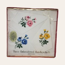 Vintage Roses Floral Embroidery Set Of 3 Ladies Hankies Handkerchiefs T16