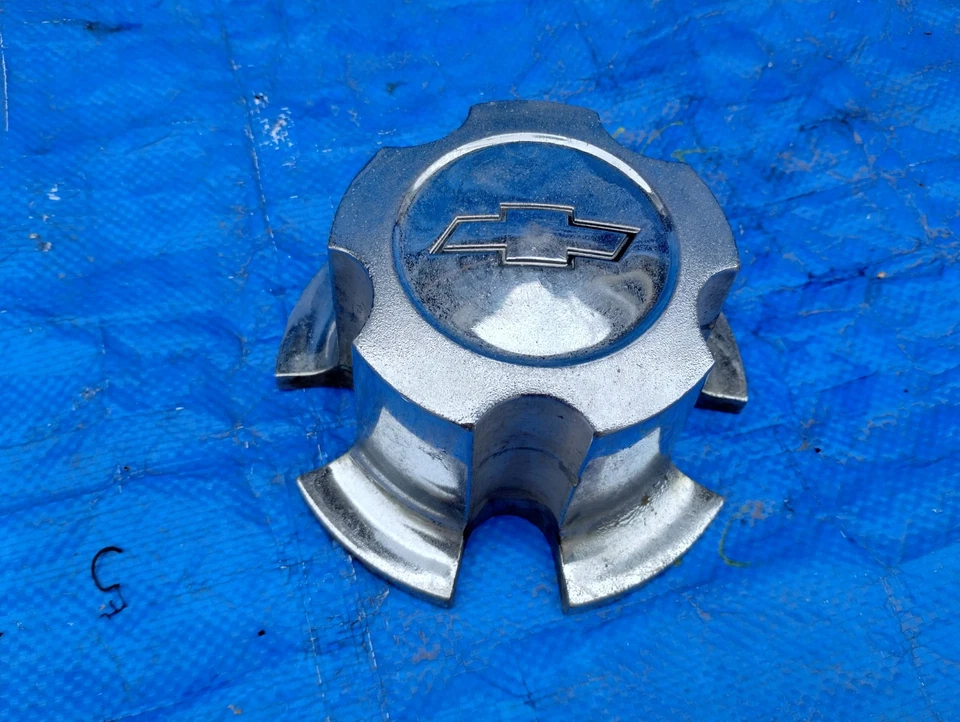 Tampa central de roda Chevrolet Camaro, Chevelle, Nova Rallye 1970 - 1981 fabricante de equipamento original - Imagem 3 de 4