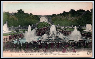 Postcard 19PARC DE VERSAILLES.Le Bassin de Lalone et le Tapis Vert. La   S119
