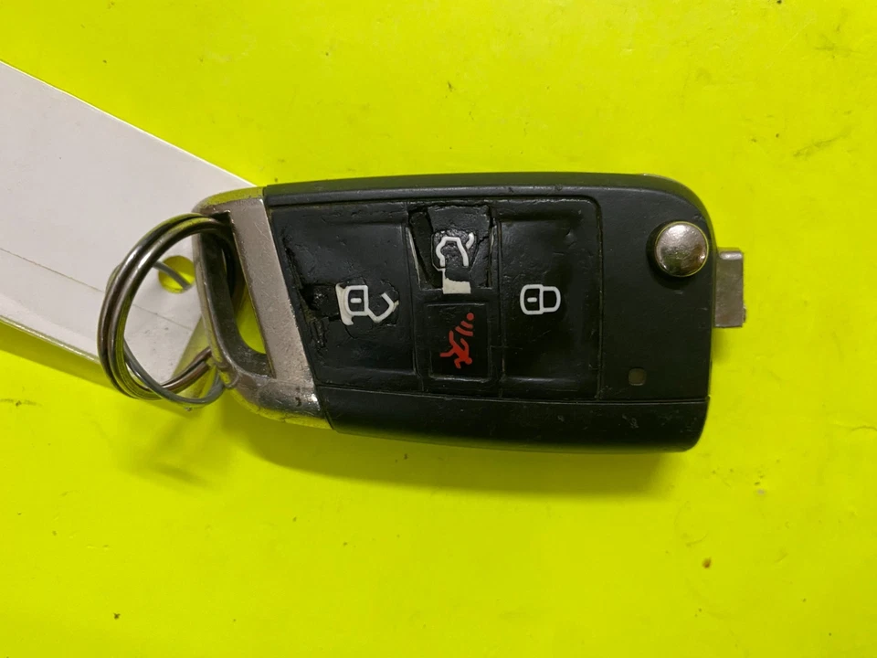 2012-2017 VOLKSWAGEN TIGUAN IGNITION SWITCH LOCK W/KEY & CYLINDER OEM 1K0905851B - Image 4 of 4