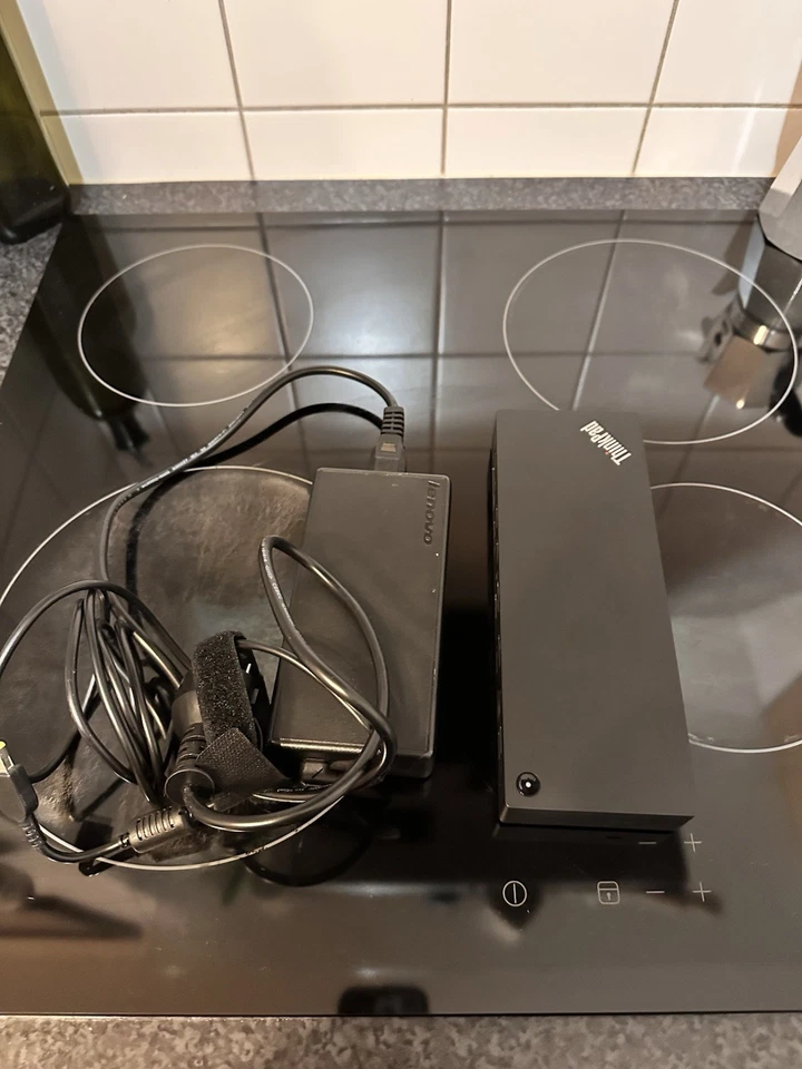 Lenovo Thunderbolt 3 Notebook-Dockingstation (40AN) - Bild 2 von 4