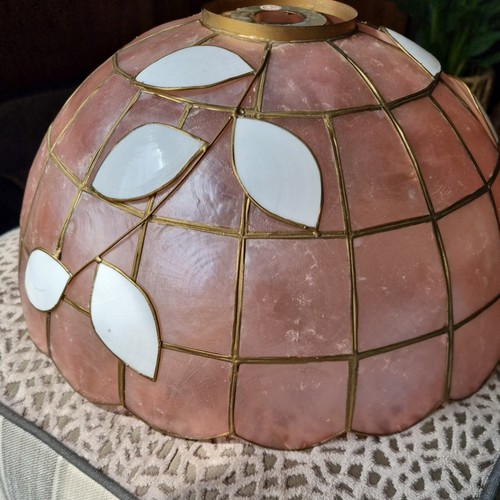 Vintage Phillapino Capiz Shell Lamp Shades x2 Delicate Pale pink leaves VGC - Picture 8 of 10
