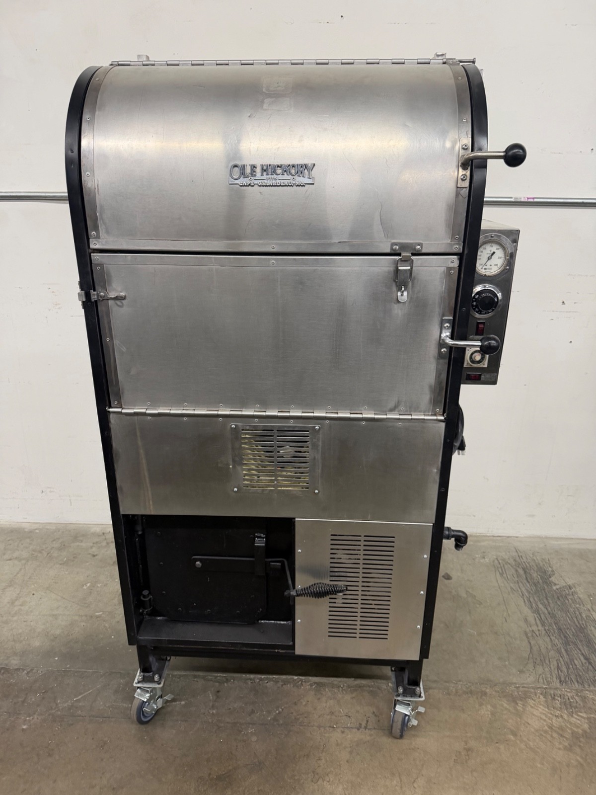 Ole Hickery CTO Commercial Smoker - FREE SHIPPING!