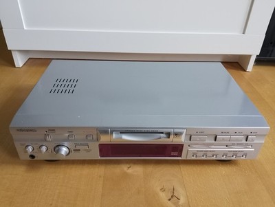 Universum MD 1096 Minidisc MD Recorder Player Deck Silber