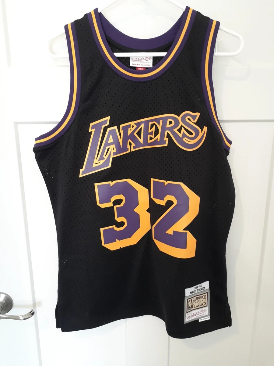 Magic johnson sales black jersey