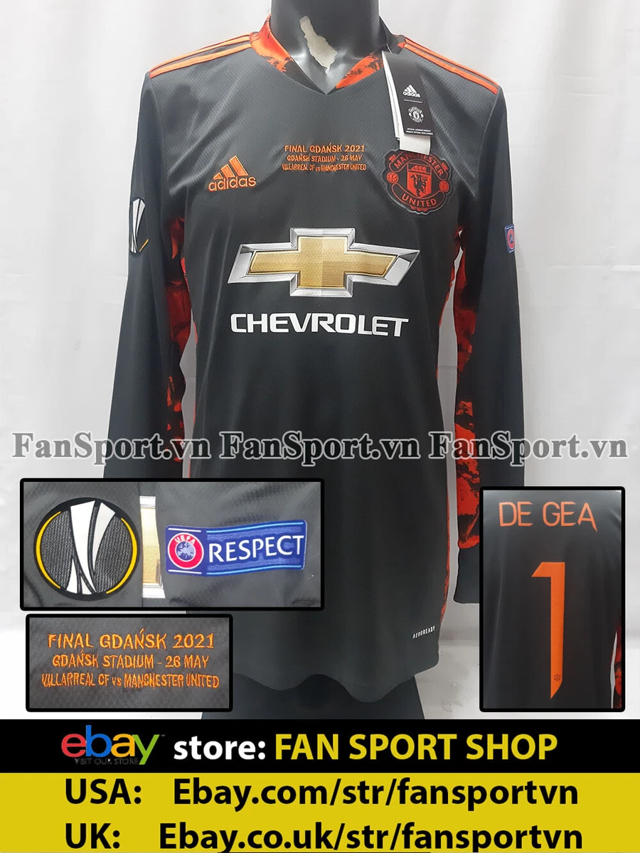 Manchester united hotsell goalkeeper kit 2020