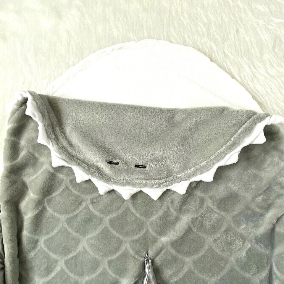 Manta cola de sirena diseño de ballena polar felpa saco de dormir abrigo de salón gris Foto 4 de 4