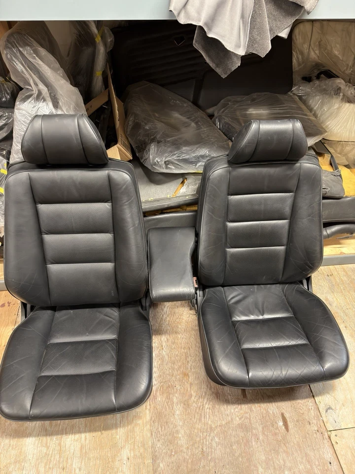 87 asientos Mercedes-Benz 500SEC (negro, gris, beige) Foto 2 de 4