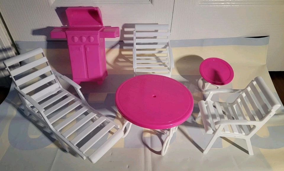 Barbie Patio Play Set - 2 Tables, BBQ, 2 White Chairs, and 1 Chaise Lounge - Image 3 of 4