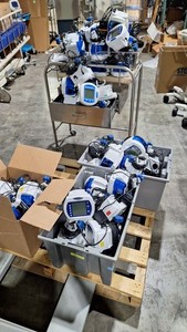 Kangaroo Enteral Feeding Pump w/ Pole Clamp, Power Supply Lot of 53