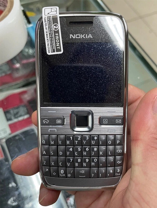 Original Nokia E72 5MP 2.36'' Unlocked WiFi Symbian OS JAVA MP3 3G Mobile Phone - Image 3 of 4