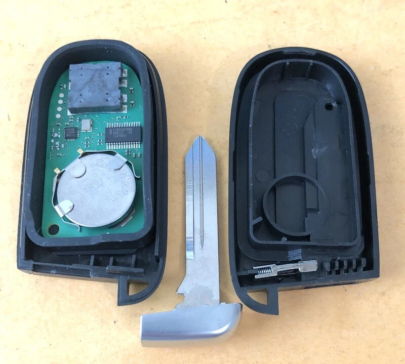 NEW W/ OEM CIRCUIT  2013-2018 RAM 3500 SMART KEY PROXIMITY REMOTE FOB 56046956 - Image 2 of 4