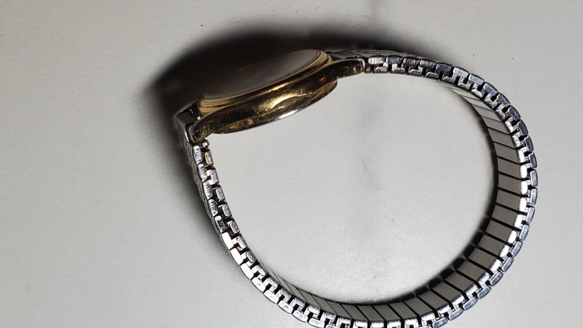 90s Women's Wrist Watch Seiko/Vintage watch Quartz Gold steel