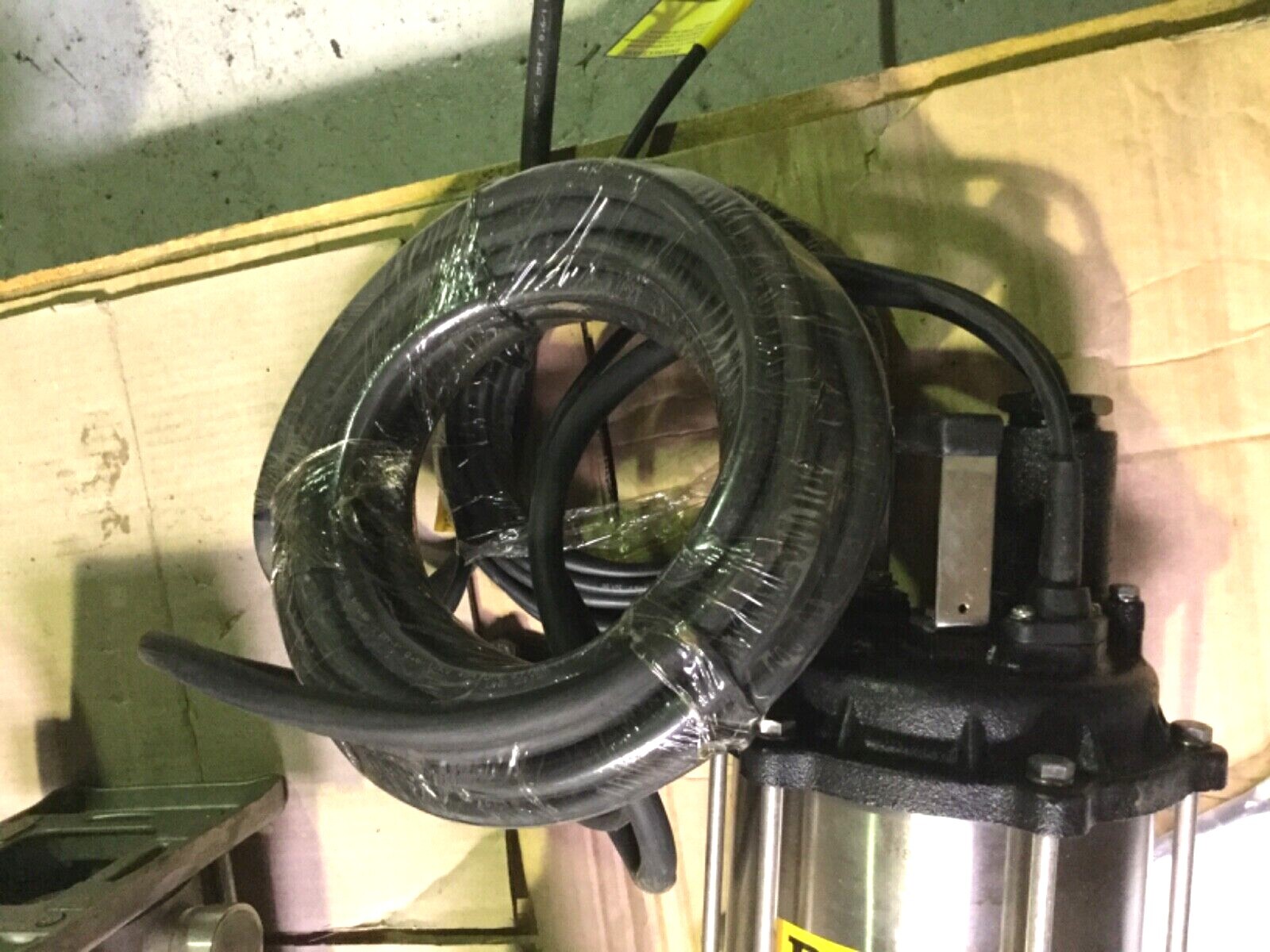 Davey DT37G Submersible Grinder Sump Pump 440V eBay