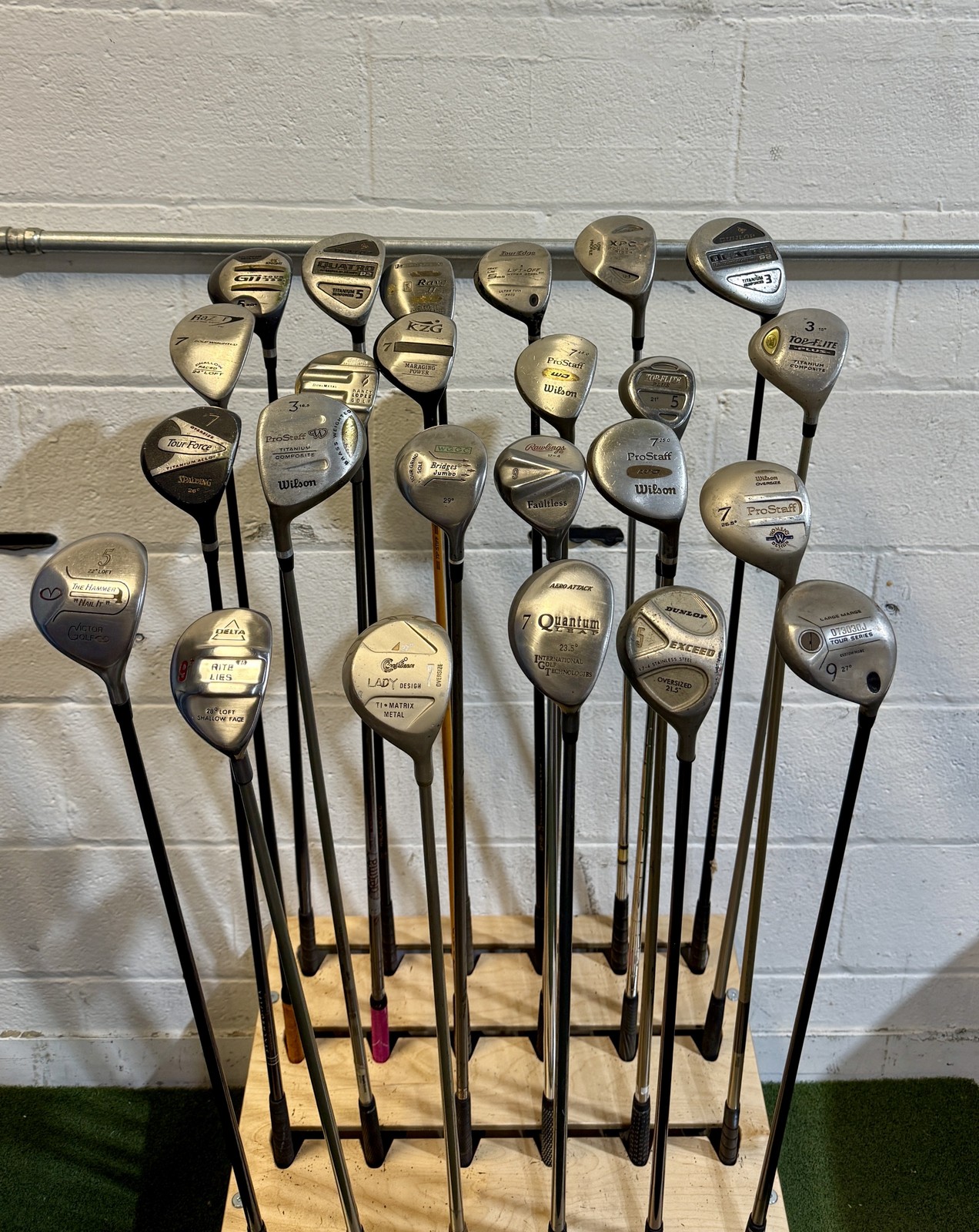 Wholesale Lot of 40 Golf Clubs - Assorted Fairway Woods - RH/LH - Mixed Flexes