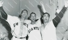 H542 Bobby Thomson -Sal Maglie New York Giants 8x10 11x14 16x20 Photo