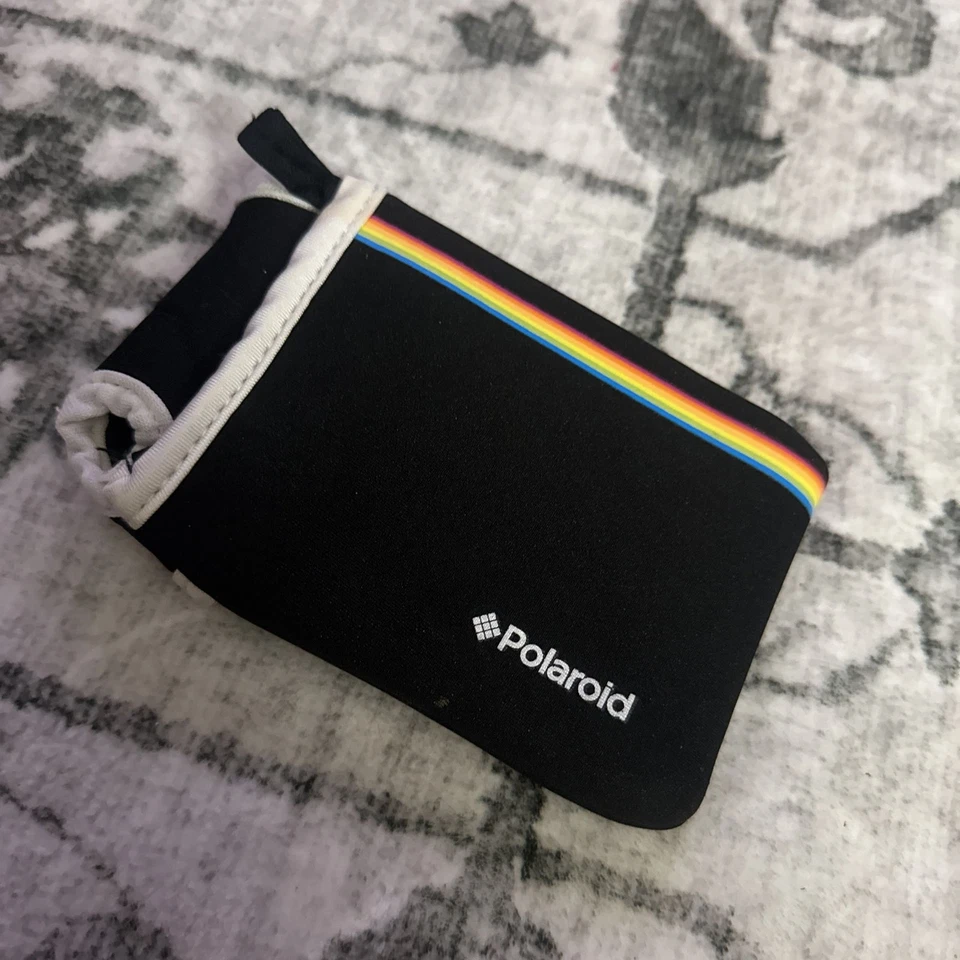 Неопреновый чехол Polaroid для мгновенной камеры Z2300 - Изображение 4 из 4