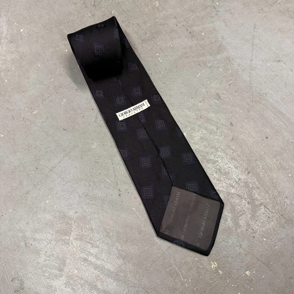 Corbata Giorgio Armani Corbata Patrón Caja 100% Seda Hecha en Italia 4.25" Foto 3 de 4