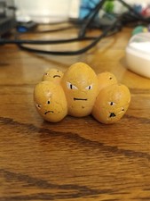 Exeggcute Figure Original Pokémon Nintendo CGTSJ TOMY China 1999 Vintage