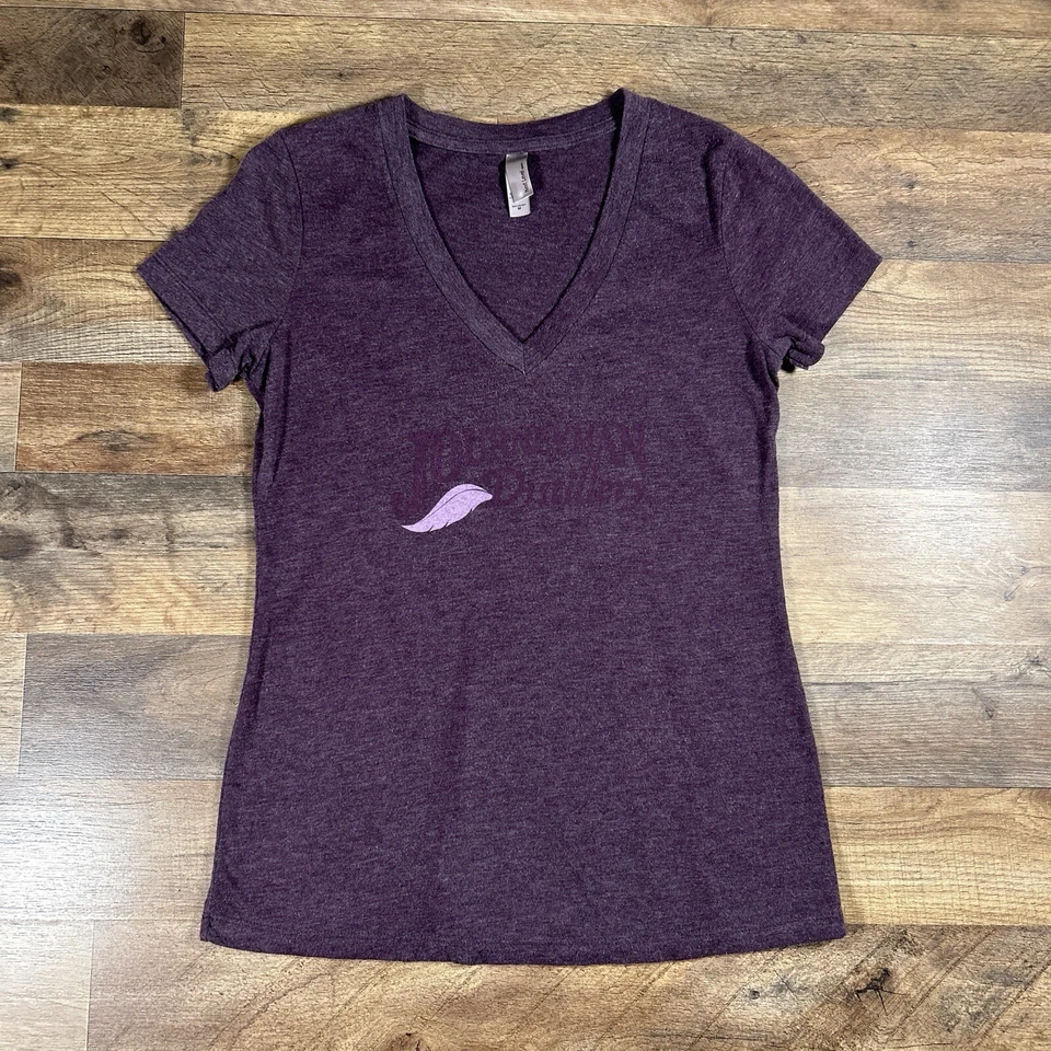 Camiseta para mujer Journeyman Distillery mediana púrpura manga corta cuello en V Foto 2 de 4