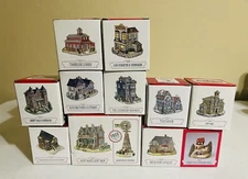 Vintage Collectible Liberty Falls Americana Collection Buildings Scenes Houses