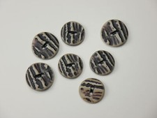 7 sztuk Guziki ludowe Plastikowe Guziki Guziki ozdobne d=18 mm TK-V-48