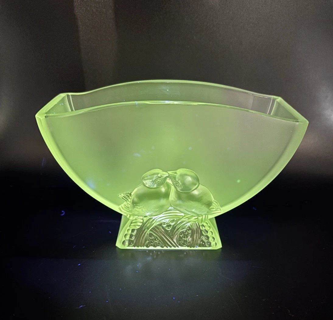 Verlys Vase In other French Art Glass for sale | eBay