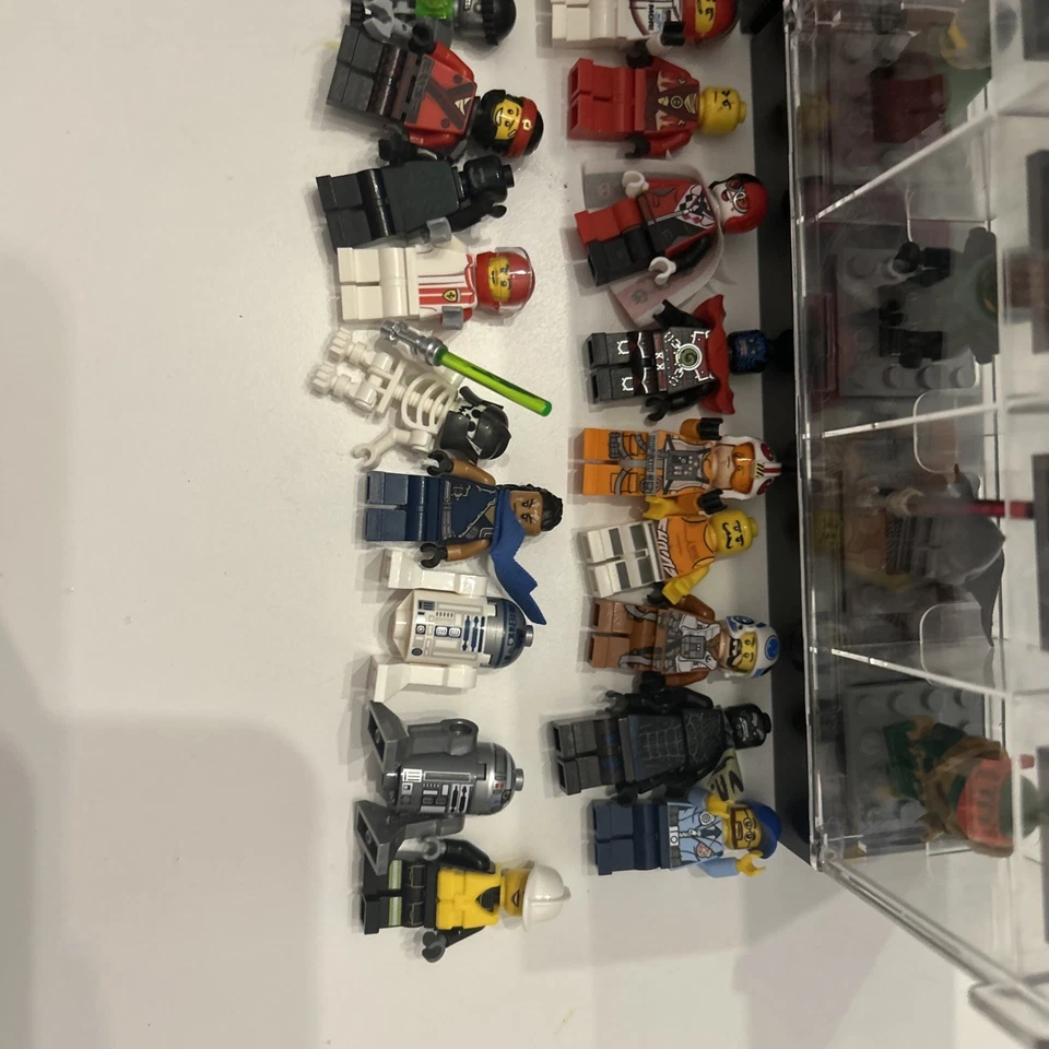50 Rare Lego Mini figures Just Like Pictures Comes With Cases - Image 3 of 4