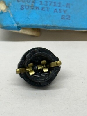 NOS Ford C80Z-13711-A Instrument Panel Socket – 1968–96 Ford