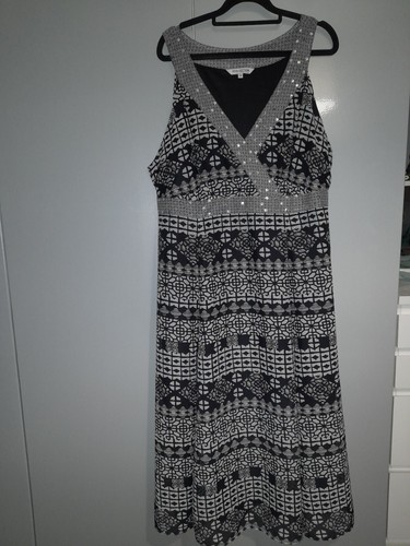 Debenhams The Collection Sequin Print Dress Size 20 - Picture 2 of 10