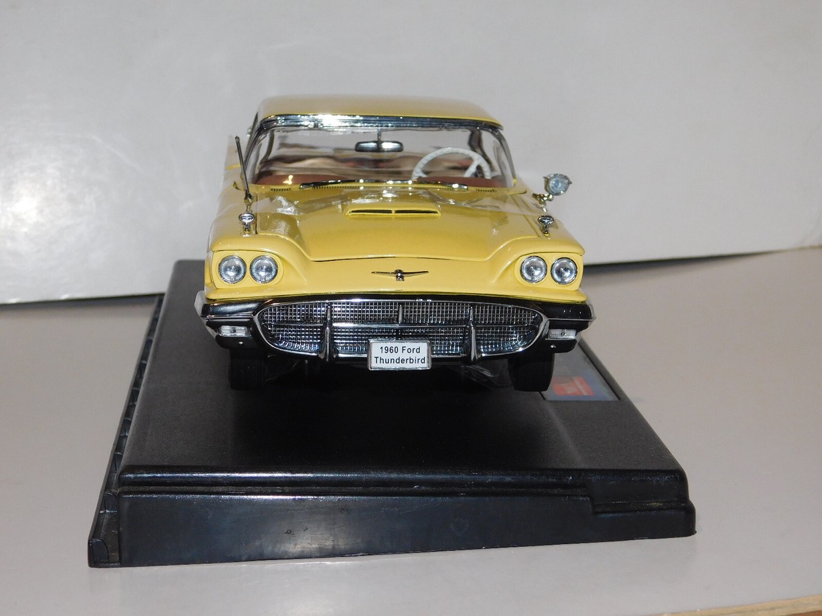 サンダーバード 1/18 1960 Ford Thunderbird Hard Top- Briarcliffe Green | eBay