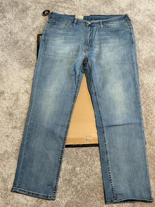 Levi 541 Jeans Size 38x32 Light Wash