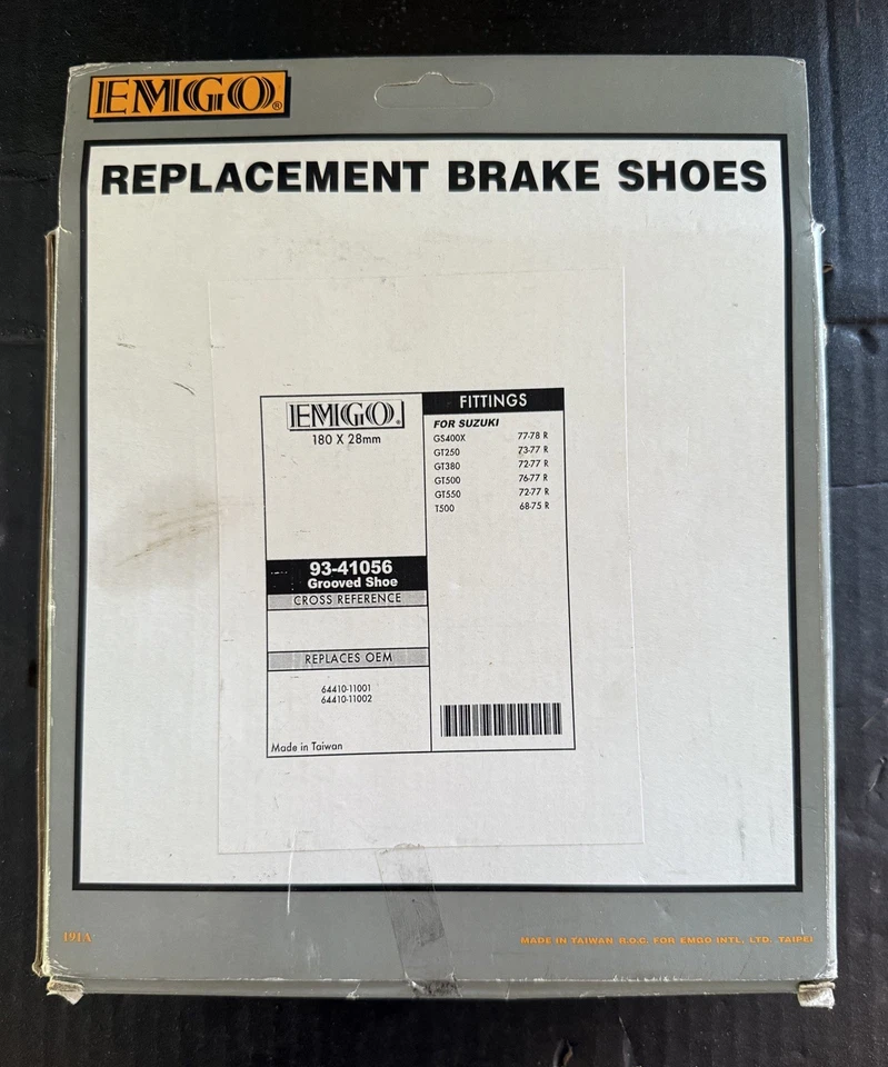 Zapatas de freno traseras ranuradas para Suzuki T500 GS400X GT250 GT380 GT500 GT550 Foto 2 de 4