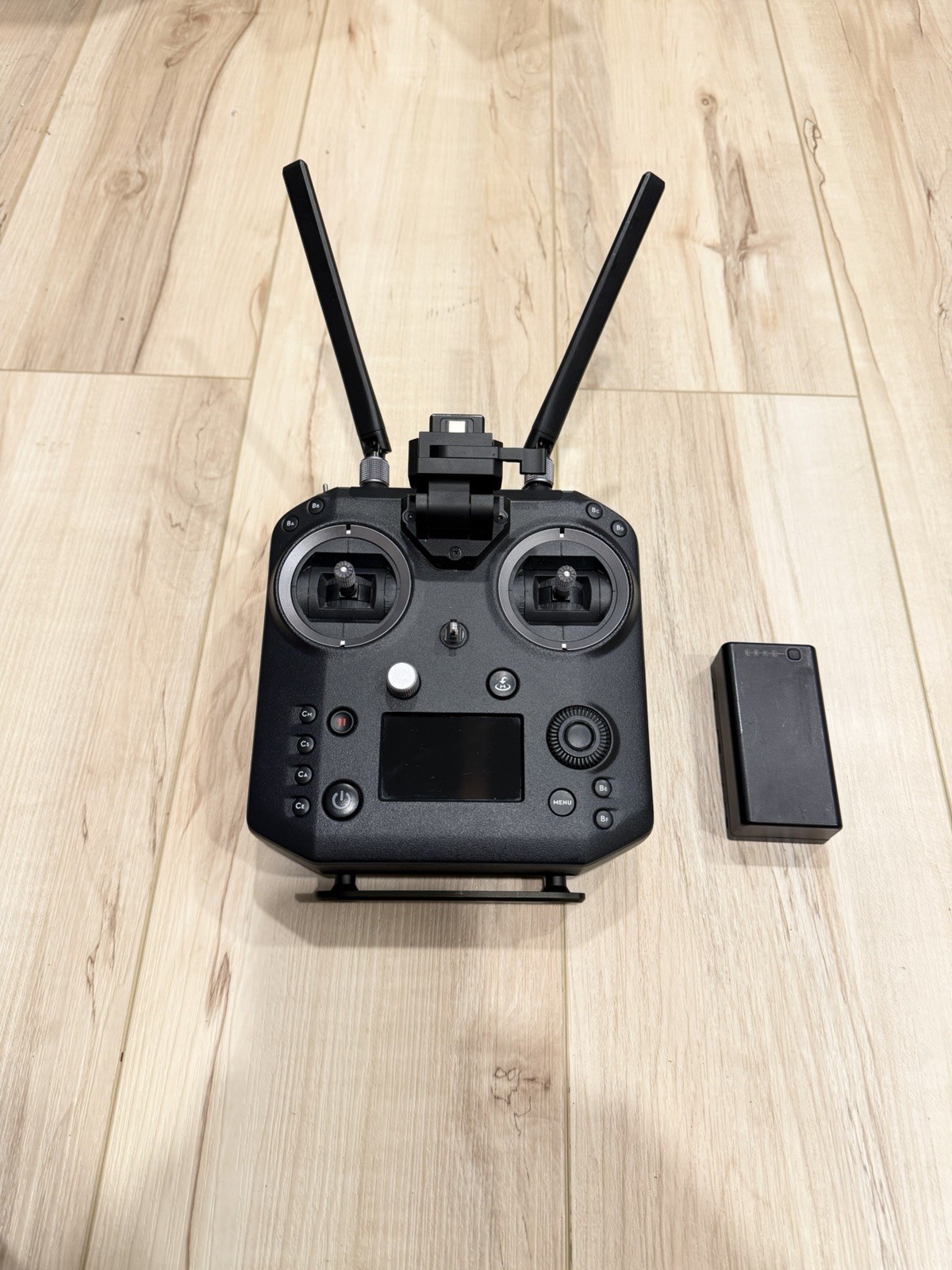 DJI inspire 2/Matrice 200/210/210 RTK cendence controller (GL800A)