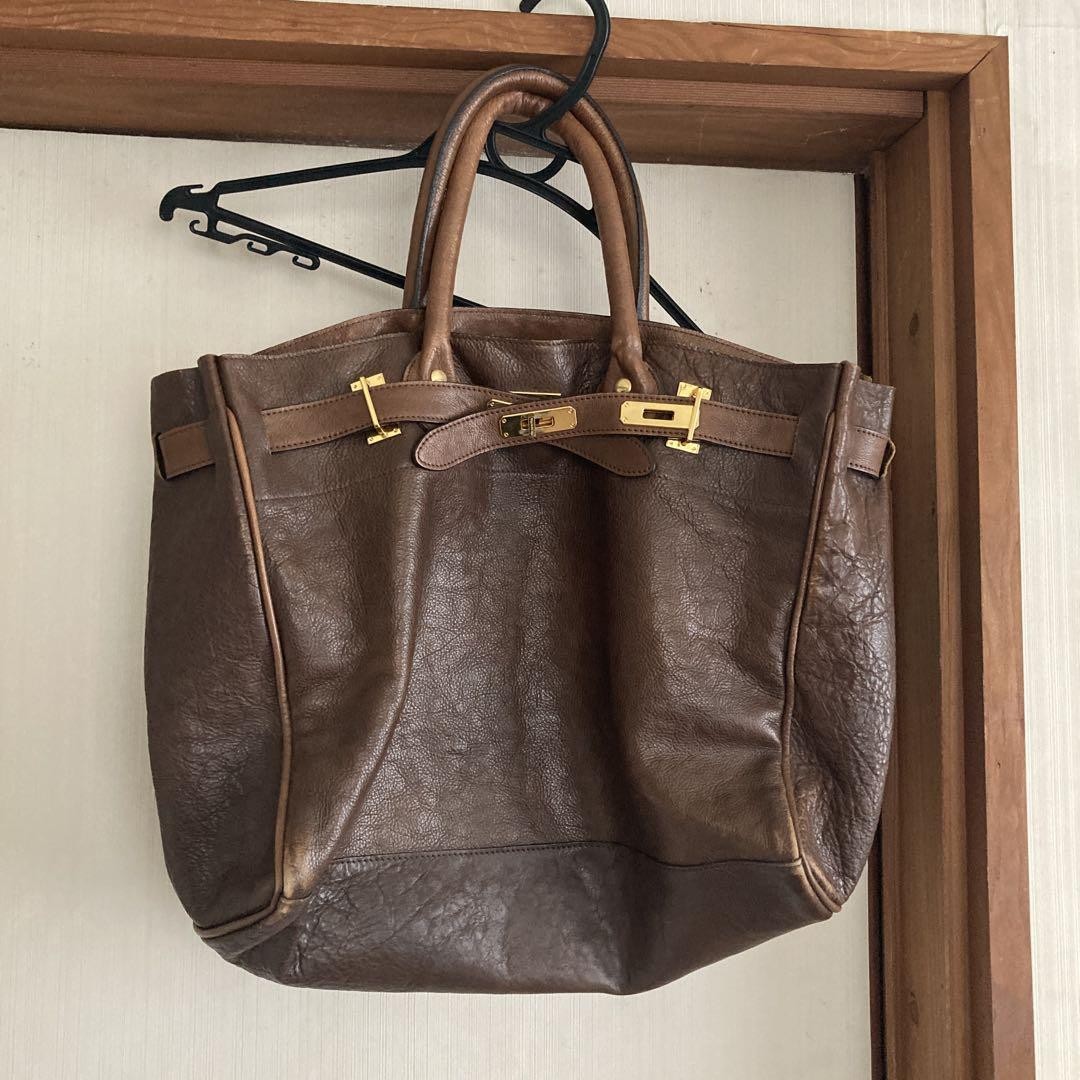 Sita Parantica Brown Leather Handbag with Gold Hardware Sita Parantica Brown Leather Handbag with Gold Hardware