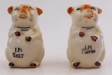 Sitting Pig Piglet Hog Salt & Pepper Spice Shakers  Vintage