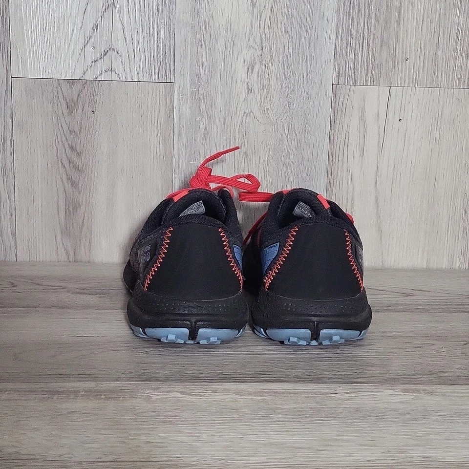 Zapatillas deportivas Brooks Divide 3 para mujer 6,5B Trail Running negras con cordones atléticas activas Foto 4 de 4